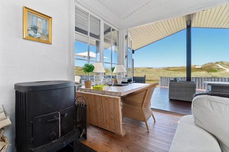 travel summerhus sommer house scandinavian coastal scandinavian beach style modern farmhouse hygge estilo costero nórdico danish coastal danish beach house cottage style cottage design cosy living coastal style coastal living casa rural escandinava casa rural danesa casa de verano casa de la playa cabin near the sea bungalow denmark  