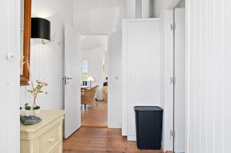 travel summerhus sommer house scandinavian coastal scandinavian beach style modern farmhouse hygge estilo costero nórdico danish coastal danish beach house cottage style cottage design cosy living coastal style coastal living casa rural escandinava casa rural danesa casa de verano casa de la playa cabin near the sea bungalow denmark  