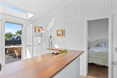 travel summerhus sommer house scandinavian coastal scandinavian beach style modern farmhouse hygge estilo costero nórdico danish coastal danish beach house cottage style cottage design cosy living coastal style coastal living casa rural escandinava casa rural danesa casa de verano casa de la playa cabin near the sea bungalow denmark  