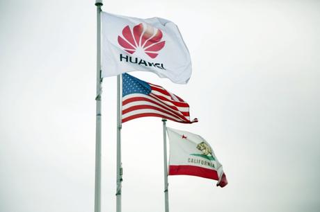 Huawei ve la luz al final del túnel gracias a Intel Huawei ve la luz al final del túnel gracias a Intel