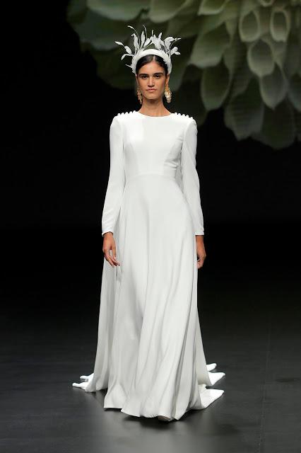 La nueva colección de vestidos de novia 2021 de Jesús Peiró mezcla sostenibilidad y elegancia para la mujer de hoy en día