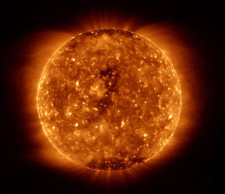 El nuevo ciclo solar 25 del que algunos pronosticaron cataclismos y hasta una nueva edad de hielo, ya inició en 2019 y ha sido anunciado oficialmente por la NOAA y NASA