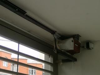 Limpieza de las puertas de garaje corredizas Prima Innova