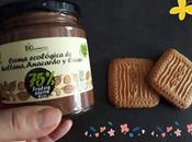 Probando crema avellanas, anacardos cacao Biocomercio gracias