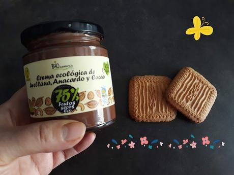 Probando la crema de avellanas, anacardos y cacao Biocomercio gracias a TV Bio Probando la crema de avellanas, anacardos y cacao Biocomercio gracias a TV Bio
