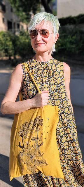 Vestido Andrea Martínez y bolsa Lady Desidia outfit
