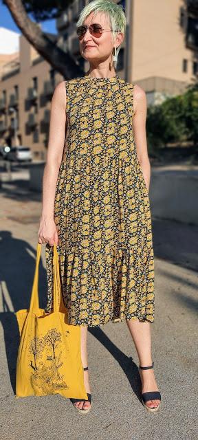 Vestido Andrea Martínez y bolsa Lady Desidia outfit