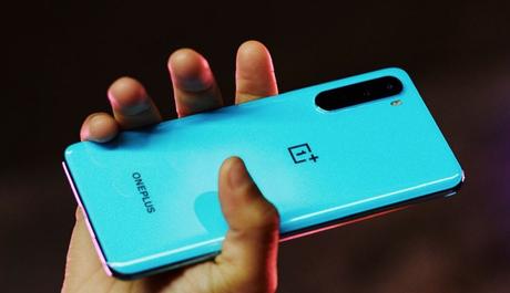 Google Pixel 4a vs OnePlus Nord. ¿Cúal es mejor móvil?