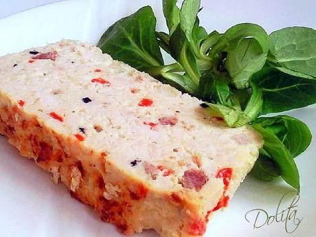 PASTEL DE POLLO CON PIMIENTOS, QUESO MANCHEGO Y TRUFA