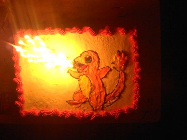 pastel friki pokemon charmander 3 años de Otakufreaks