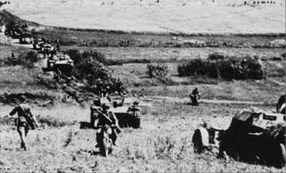 Von Manstein relata el avance hacia Leningrado de su LVI Cuerpo Panzer y el contraataque soviético de Zoltsy - 20/07/1941.