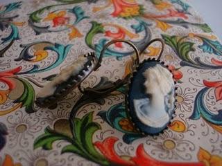 PENDIENTES CAMAFEO AZUL