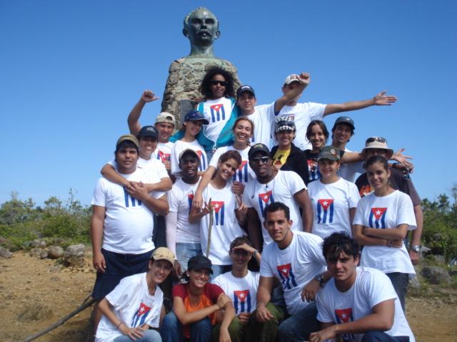 Estudiantes y profesores del ISA ascendieron el Pico Turquinoaz
