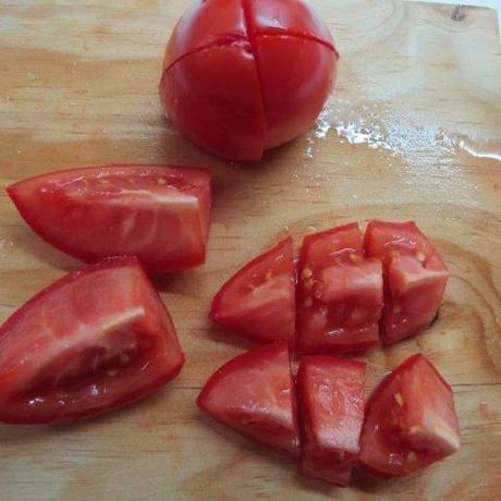 Forma de cortar el tomate para la shopska