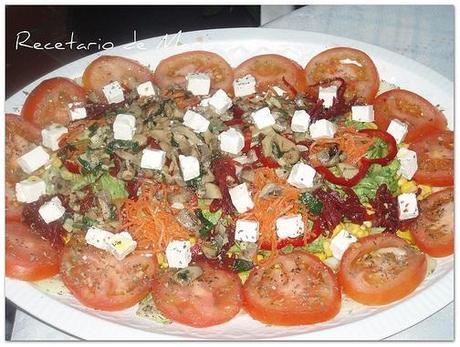 ENSALADA CON CHAMPIÑONES Y TOMATES