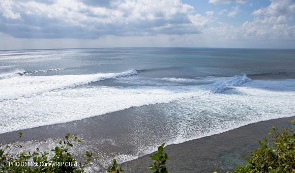 Rip Curl Invitacional Padang Padang 2011 en Alerta Máxima