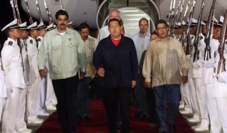 Procedente de Cuba Presidente Hugo Chávez arribó a Venezuela