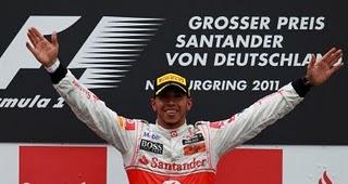 Hamilton vence en Alemania y Alonso queda segundo en la peor carrera del curso de Vettel