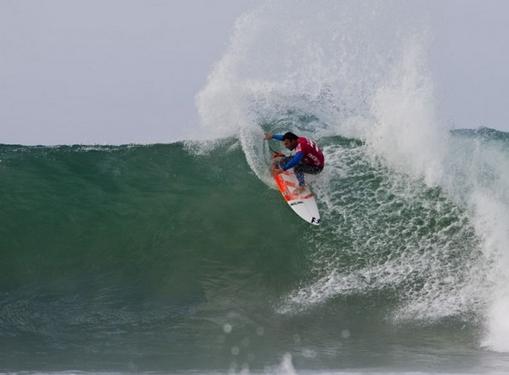 Jordy Smith repite victoria en el Billabong Pro J-Bay 2011