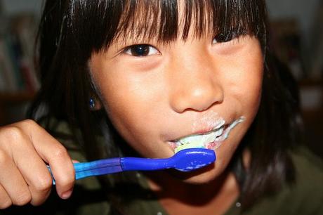 enséñales a cepillarse los dientes enséñales a cepillarse los dientes