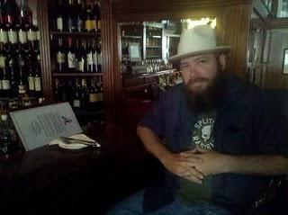 Where the Hell am I: Los escritores están siempre escribiendo