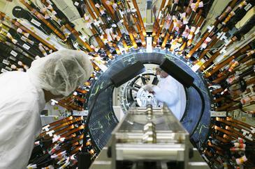 El LHC presentará medidas inéditas en la física de partículas fundamentales