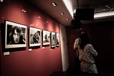 Fnac Callao expone 25 fotografías inéditas de The Beatles realizadas por Don McCullin