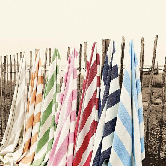 ESTA TARDE ESTOY ... RAYADA !