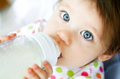 La desnutrición durante la primera infancia deja daños permanentes