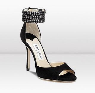 Con motivo de su 15 cumpleaños, Jimmy Choo, ha lanza... Con motivo de su 15 cumpleaños, Jimmy Choo, ha lanza...