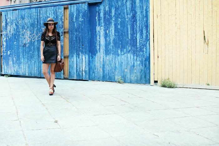 collagevintage-laceleather