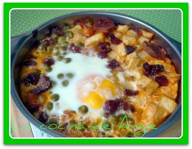 HUEVOS A LA FLAMENCA