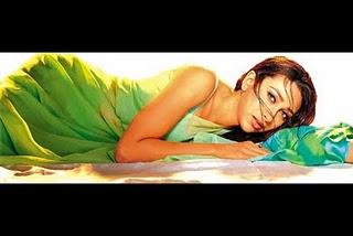 Karishma Kapoor vuelve al cine con un item number