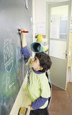 FRANCESCO TONUCCI: “ES EL MOMENTO DE REPENSAR LA ESCUELA, EL BUEN MAESTRO HA DE VER QUÉ HAN APRENDIDO LOS NIÑOS”