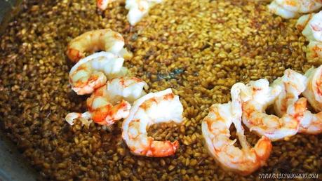 Arroz con gambas y salmorreta