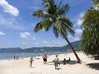 Playa de Patong, Phuket (Tailandia) Patong beach, Phuket. Tailandia, La vuelta al mundo de Asun y Ricar
