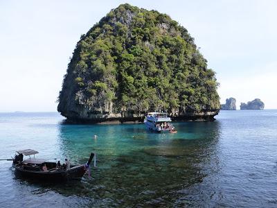 Bahía de Lo Sama Bay, Tailandia, La vuelta al mundo de Asun y Ricardo, vuelta al mundo, round the world, mundoporlibre.com
