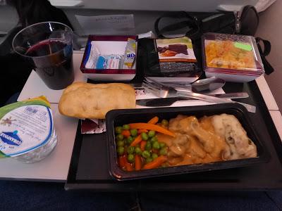 Comida vuelo Qatar Airways, La vuelta al mundo de Asun y Ricardo, vuelta al mundo, round the world, mundoporlibre.com