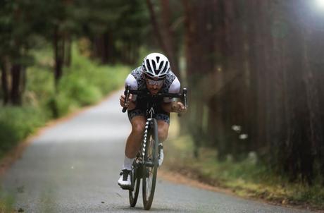 Alberto Contador e Ivan Basso revelan la bicicleta Aurum Magma de A bikes