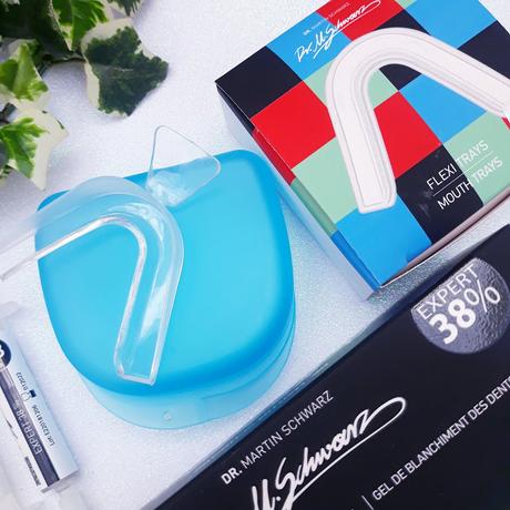 Sonrisa blanca con el tratamiento Dr. Martin Schwarz EXPERT 38% Sonrisa blanca con el tratamiento Dr. Martin Schwarz EXPERT 38%