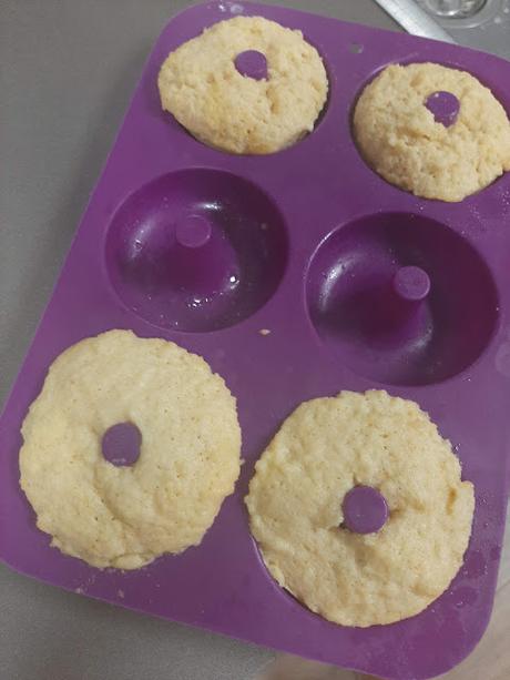 DONUTS SALADOS DE CHICHARRONES (CORTEZAS) DONUTS SALADOS DE CHICHARRONES (CORTEZAS)