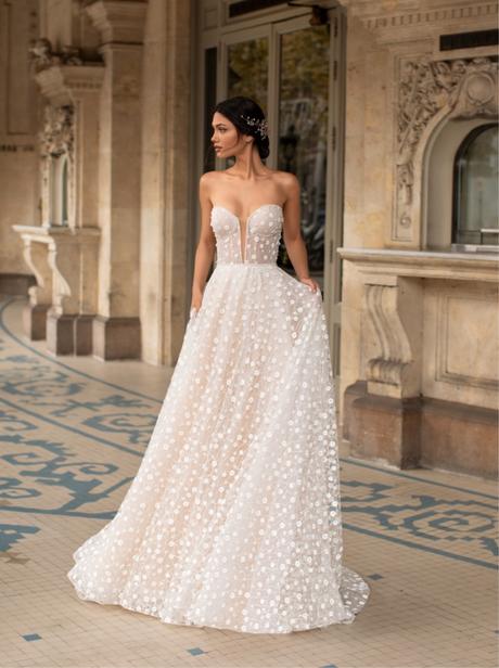 Fitness And Chicness-Nueva coleccion Pronovias 2021 Alessandra Rinaudo-5