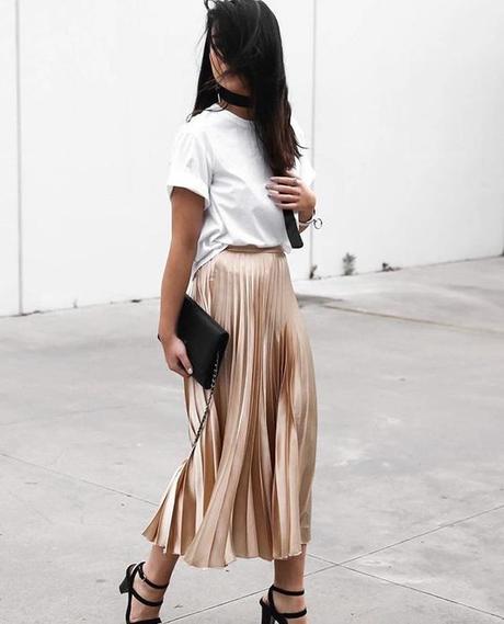 Falda Plisada Midi Beige