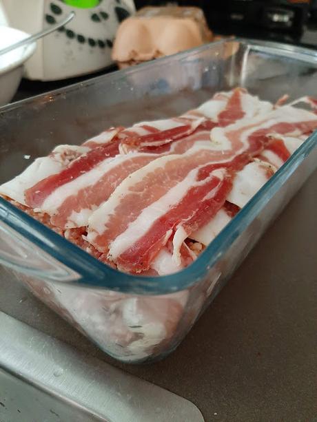 PASTEL DE CARNE Y BACON PASTEL DE CARNE Y BACON