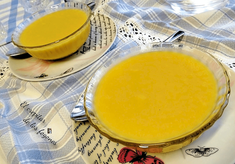 18 RECETAS DE CREMAS, PURÉS Y SOPAS MUY RECONFORTANTES 18 RECETAS DE CREMAS, PURÉS Y SOPAS MUY RECONFORTANTES