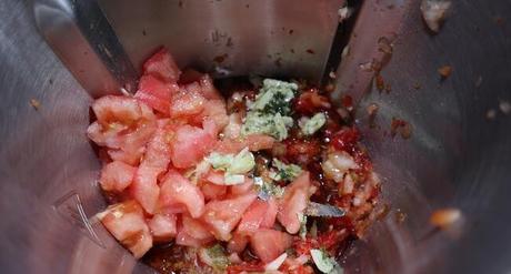 Carillas con Mambo Mezclamos las verduras y sofreímos en la jarra