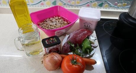 Carillas con Mambo Los ingredientes necesarios para hacer carillas guisadas Mambo