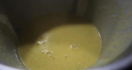 Trituramos las verduras para hacer el puré con las verduras