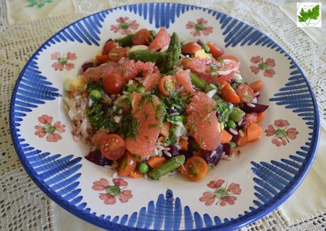 Ensalada de Arroz con Hierbas Aromáticas y Pomelo Ensalada de Arroz con Hierbas Aromáticas y Pomelo