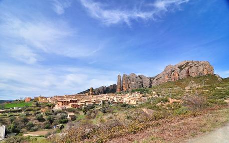 Mallos de Riglos y Agüero